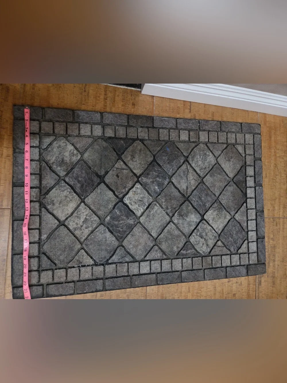 Decorative Slate-Style Area Rug in Gray Tones